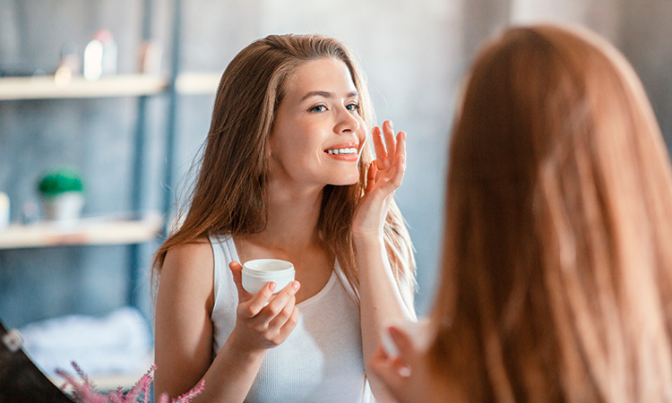 シミもくすみも乾燥も「保湿」が鍵を握る！？